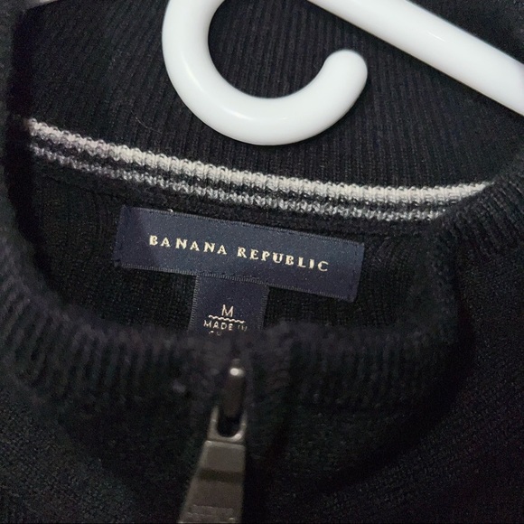 Banana Republic Full Zip Sweater EXTRA FINE MERINO WOOL Black Size Medium - Picture 3 of 11